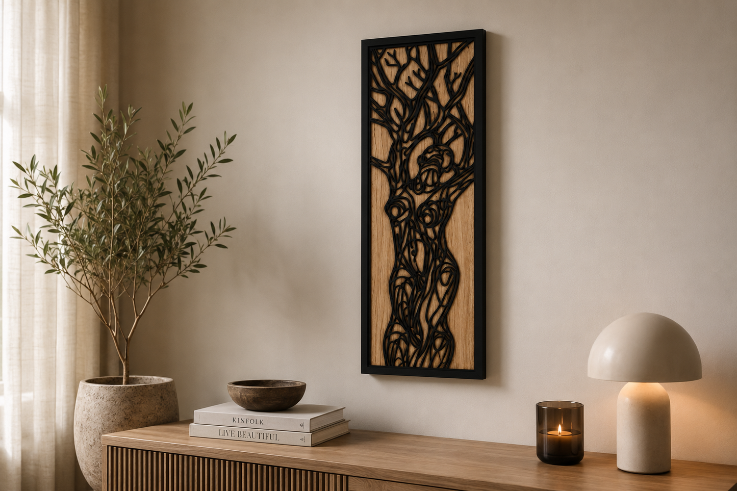Vrouwelijke figuur wanddecoratie – 30 × 70 cm