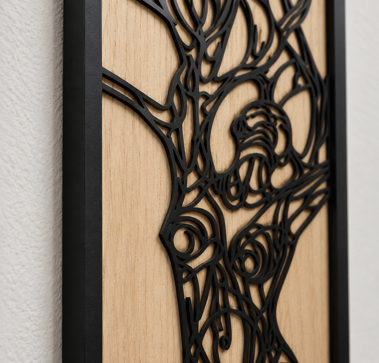 Vrouwelijke figuur wanddecoratie – 30 × 70 cm